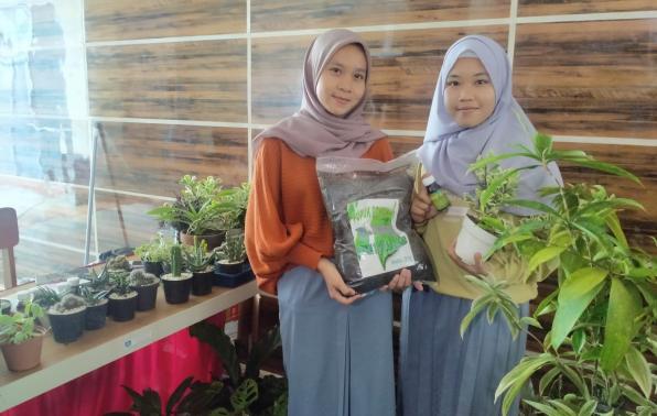 Gedung Olah Raga Sahabudin Babel Stand SMKN 1 PULAU BESAR