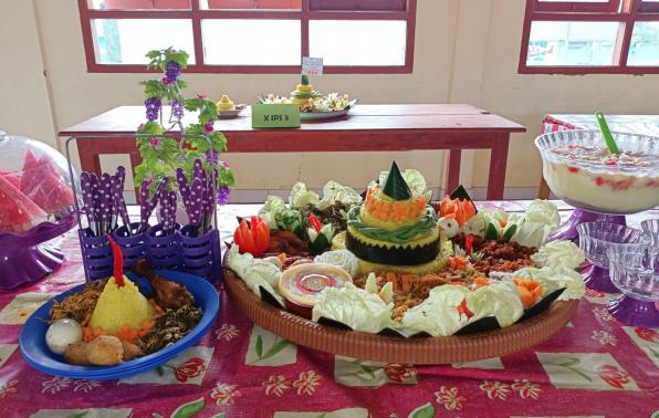 Lomba Nasi Tumpeng pada HUT KE-14 SMAN 1 SIMPANG RIMBA